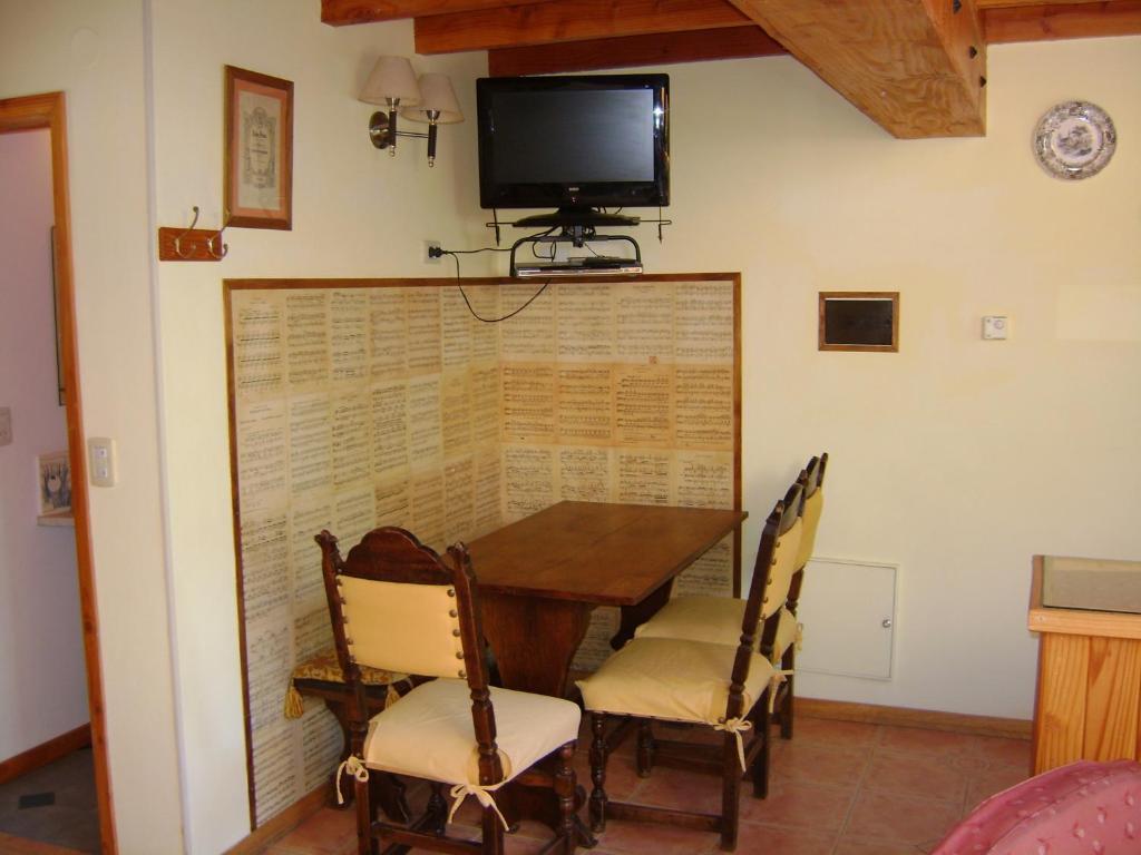 ホテルCabanas Le Pommier ビージャ・ラ・アンゴストゥーラ 部屋 写真